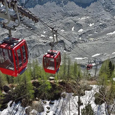 Chamois Blanc 2 Centre Mont Blanc Appartement *