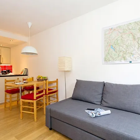 Chamois Blanc 2 Centre Mont Blanc Шамони